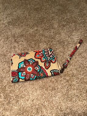 Vera Bradley Neutral Wristlet with Turquoise & Red Floral Design